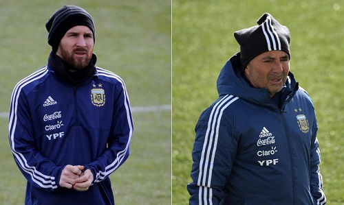 HLV Argentina: ‘World Cup như khẩu súng chĩa vào đầu Messi’