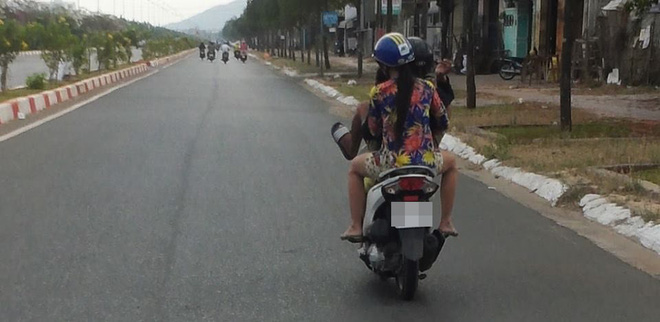 Đầu tuần, dân mạng Việt đã dậy sóng vì hai nhân vật chính trong bức ảnh này