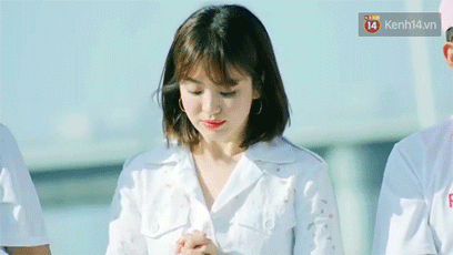 Khoảnh khắc chứng minh đại mỹ nhân Song Hye Kyo không cần tới photoshop vẫn đẹp đỉnh cao