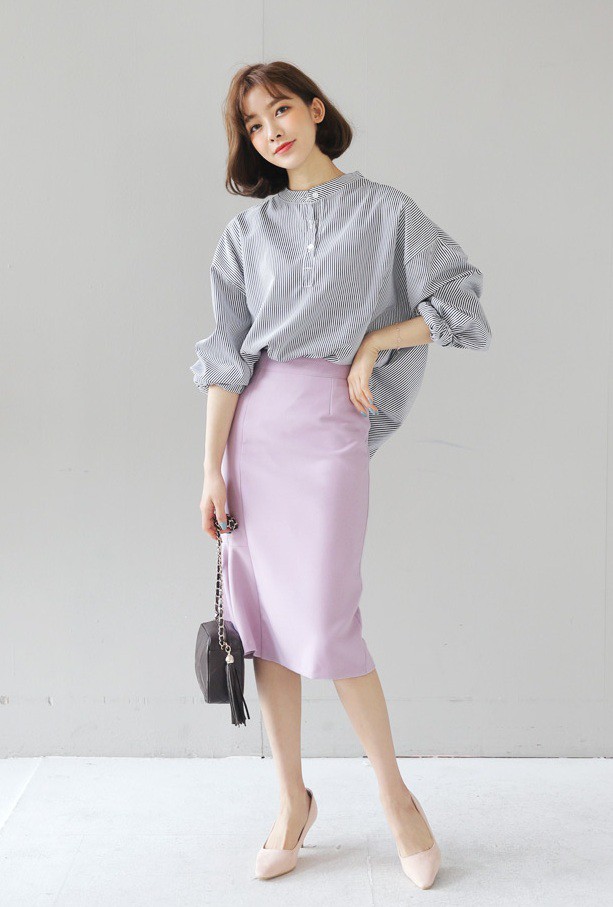 Cần gì đầu tư cầu kỳ, chân váy dài chính là bảo bối hợp cả thời trang lẫn thời tiết dành cho nàng công sở Cần gì đầu tư cầu kỳ, chân váy dài chính là bảo bối hợp cả thời trang lẫn thời tiết dành cho nàng công sở