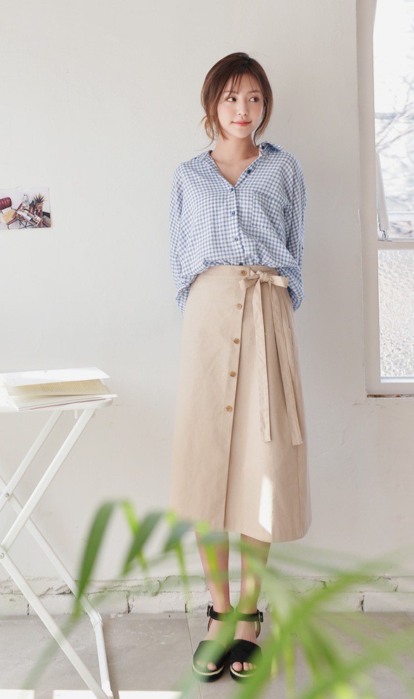 Cần gì đầu tư cầu kỳ, chân váy dài chính là bảo bối hợp cả thời trang lẫn thời tiết dành cho nàng công sở