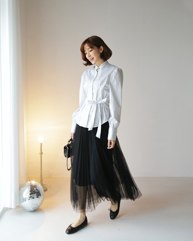 Cần gì đầu tư cầu kỳ, chân váy dài chính là bảo bối hợp cả thời trang lẫn thời tiết dành cho nàng công sở