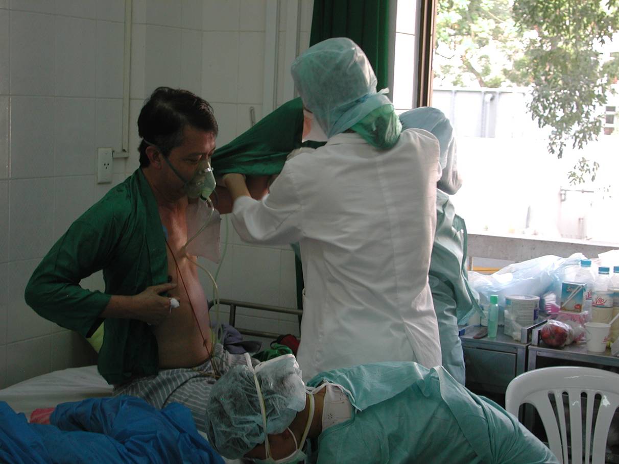 15 năm đại dịch SARS, nỗi kinh hoàng chưa phai 15 năm đại dịch SARS, nỗi kinh hoàng chưa phai