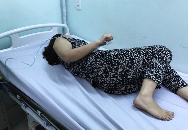 Vụ cháy nhà hai tầng khiến bé trai 2 tuổi tử vong: Chồng hoảng loạn tinh thần, vợ tiên lượng nặng