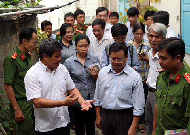 Sau vụ cháy Carina, ông Đoàn Ngọc Hải kiểm tra chung cư ở quận 1