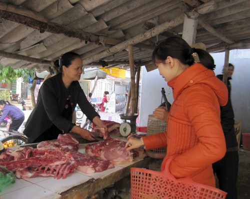 Nàng dâu than bố chồng đưa 200 nghìn để cả nhà 4 người ăn 1 tuần, bữa nào cũng phải có thịt, chị em gợi ý thực đơn hấp dẫn