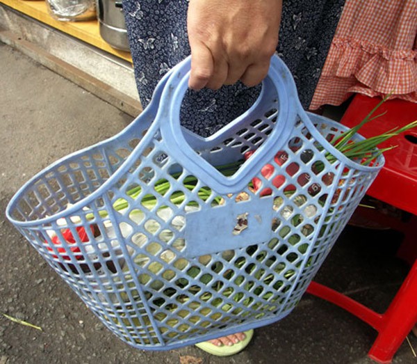 Nàng dâu than bố chồng đưa 200 nghìn để cả nhà 4 người ăn 1 tuần, bữa nào cũng phải có thịt, chị em gợi ý thực đơn hấp dẫn