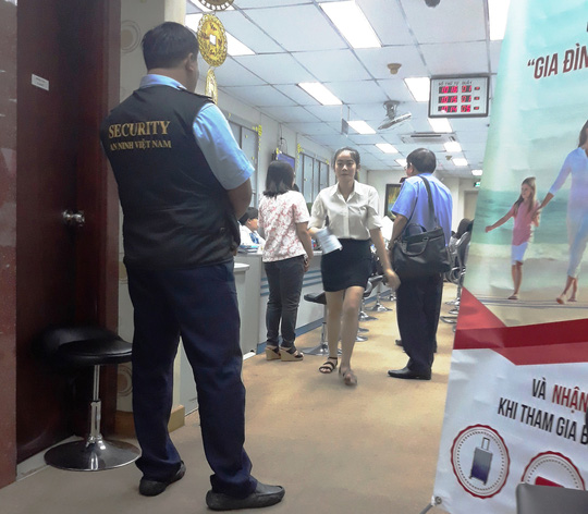 Khởi tố bị can 2 nữ nhân viên Eximbank chi nhánh TPHCM Khởi tố bị can 2 nữ nhân viên Eximbank chi nhánh TPHCM