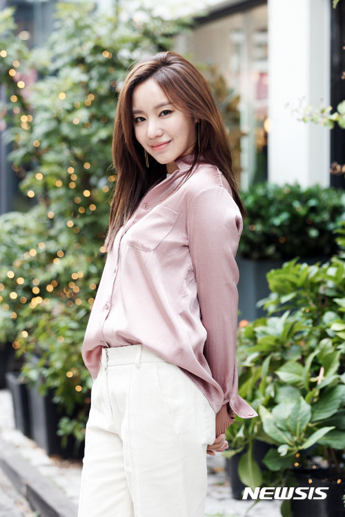 9 mỹ nhân Hàn tuổi U40 khiến fan lo lắng vì mang tiếng ế