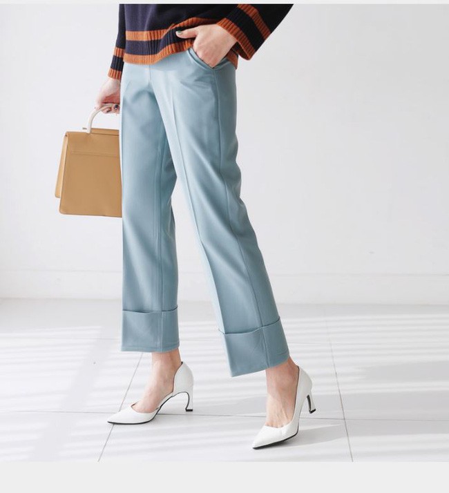 Đây chính là lý do vì sao quần vải đang dần chiếm chỗ của quần jeans trong tủ đồ của các nàng Đây chính là lý do vì sao quần vải đang dần chiếm chỗ của quần jeans trong tủ đồ của các nàng
