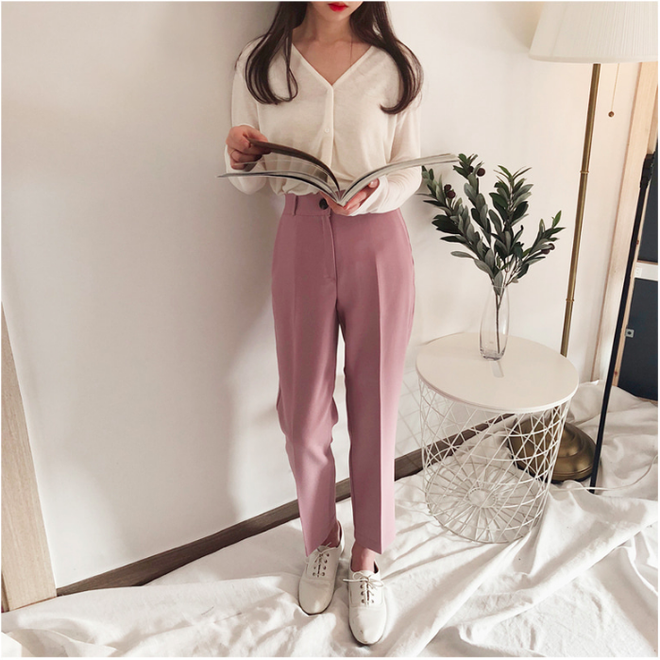 Đây chính là lý do vì sao quần vải đang dần chiếm chỗ của quần jeans trong tủ đồ của các nàng Đây chính là lý do vì sao quần vải đang dần chiếm chỗ của quần jeans trong tủ đồ của các nàng