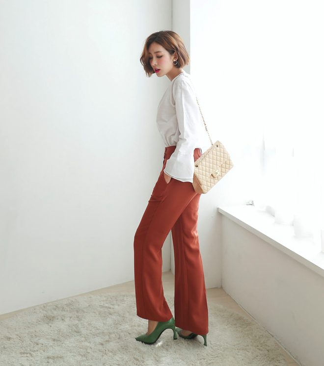 Đây chính là lý do vì sao quần vải đang dần chiếm chỗ của quần jeans trong tủ đồ của các nàng Đây chính là lý do vì sao quần vải đang dần chiếm chỗ của quần jeans trong tủ đồ của các nàng
