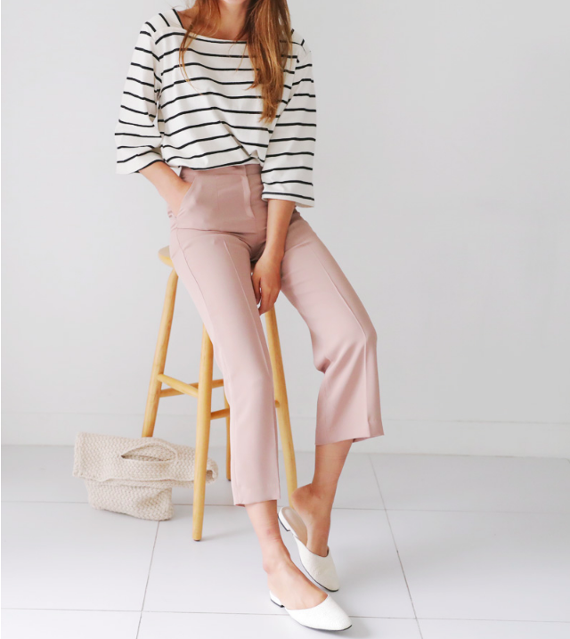 Đây chính là lý do vì sao quần vải đang dần chiếm chỗ của quần jeans trong tủ đồ của các nàng Đây chính là lý do vì sao quần vải đang dần chiếm chỗ của quần jeans trong tủ đồ của các nàng