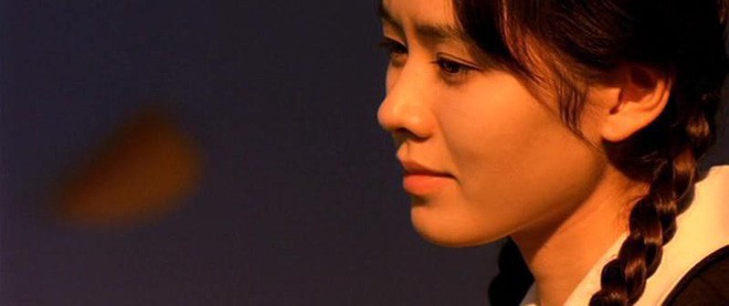 Son Ye Jin sau gần 20 năm: Khi tắc kè hoa trở lại làm ngọc nữ ngọt ngào