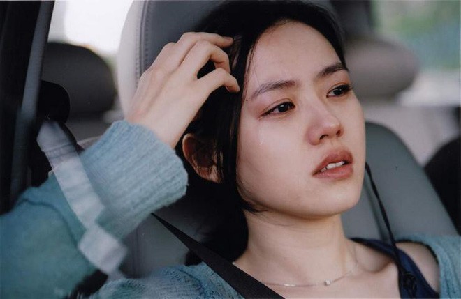Son Ye Jin sau gần 20 năm: Khi tắc kè hoa trở lại làm ngọc nữ ngọt ngào