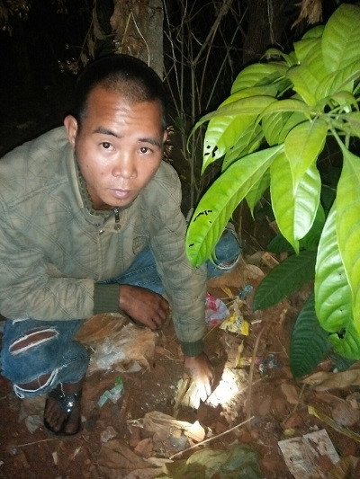 Trộm 200 triệu mang chôn ở vườn nhà