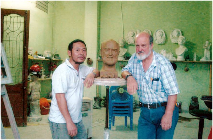 Cha đẻ tượng 12 con giáp khỏa thân: Tôi muốn tôn vẻ đẹp thuần khiết, cao thượng