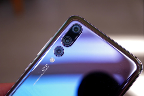 Huawei ra P20 Pro với 3 camera, chụp đẹp hơn iPhone X