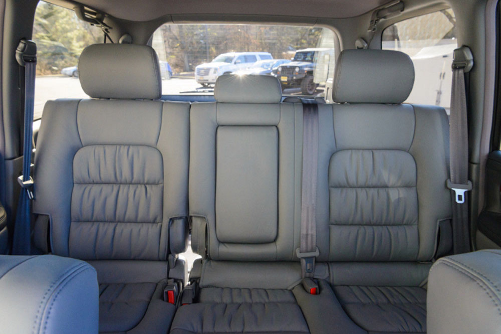 Lexus LX470 đời 2001 gây sốc khi bán với giá 3,2 tỷ đồng Lexus LX470 đời 2001 gây sốc khi bán với giá 3,2 tỷ đồng