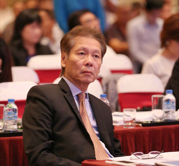 Những sóng gió dồn dập xảy ra tại Eximbank