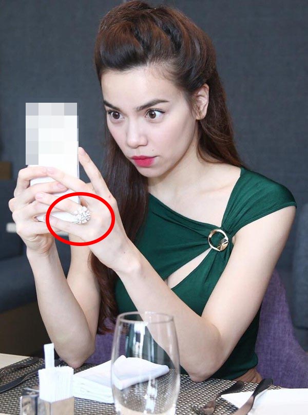 Sau khi bị tố sống ảo, Hồ Ngọc Hà lập tức tậu nhẫn nhưng lại khác xa bản chính?
