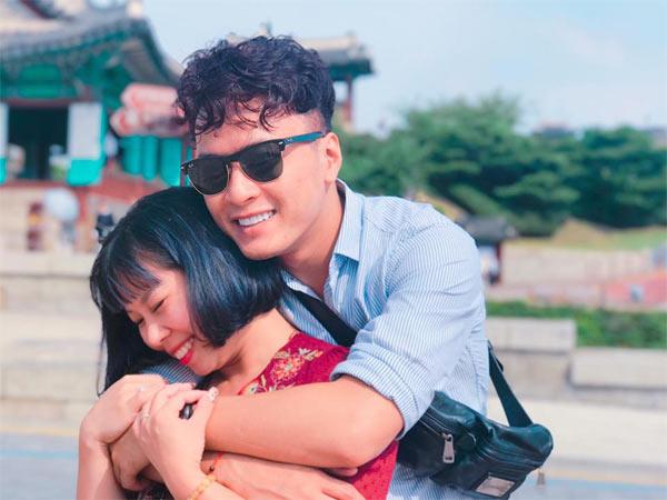 Mặc những lời bình luận ác ý, Hồng Đăng vẫn coi vợ là hoa khôi trong mắt anh