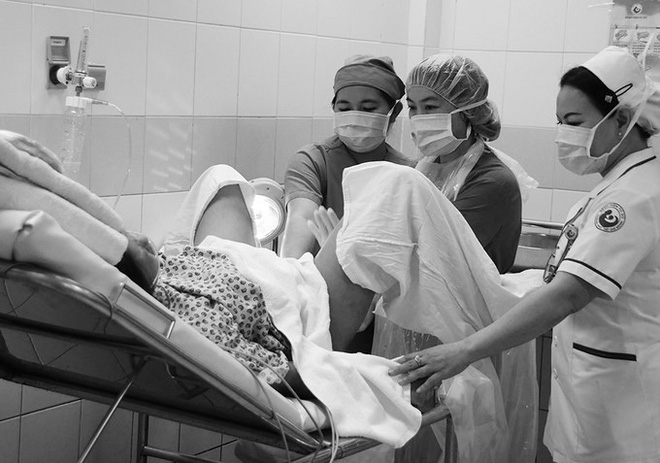 Không phải hôn nhân, phòng sinh mới là nấm mồ của tình yêu - câu chuyện được nhiều chị em đồng cảm, xót xa nhất ngày hôm nay