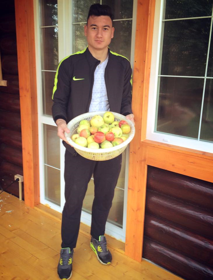 Không phải Tiến Dũng, hội chị em hiện tìm kiếm thủ thành Đặng Văn Lâm