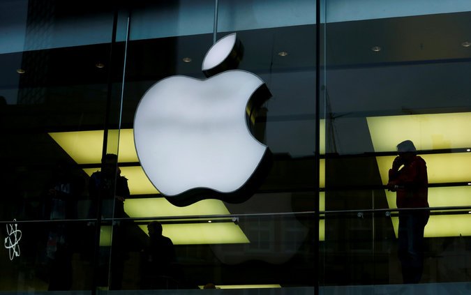 Apple thừa nhận tiếp tục chịu áp lực bẻ khóa iPhone từ FBI Apple thừa nhận tiếp tục chịu áp lực bẻ khóa iPhone từ FBI