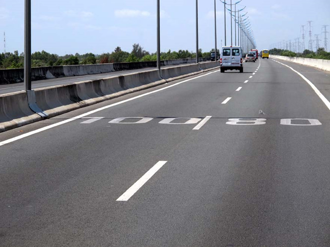 Nhiều quy định tránh nhà đầu tư BOT cao tốc bắc - nam tay không bắt giặc