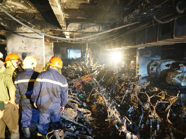 Không có chuyện tạm đình chỉ cán bộ PCCC do cháy chung cư Carina