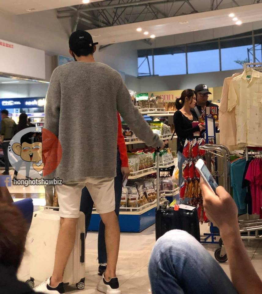 Chi Pu tiếp tục bị bắt gặp sánh đôi bên Jin Ju Huyng tại sân bay Đà Lạt