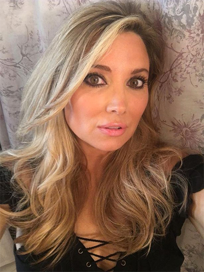 Người phụ nữ 50 tuổi nhận 100 lời đề nghị hẹn hò mỗi tháng