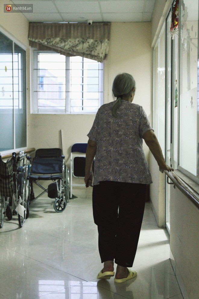 Cụ bà đệ đơn ly hôn vào tuổi 84 vì chồng không san sẻ việc nhà, không muốn phải phục vụ chồng đến hết cuộc đời