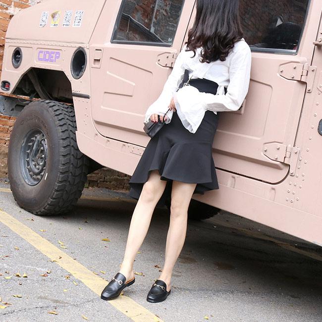 Hè này không sắm giày mất gót thì quả thực rất lỗi thời Hè này không sắm giày mất gót thì quả thực rất lỗi thời