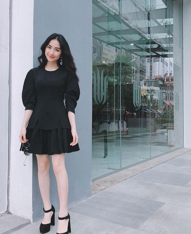 Đăng hình đẹp vẫn bị chê xấu, Hòa Minzy không ngần ngại đáp trả lầy lội thế này Đăng hình đẹp vẫn bị chê xấu, Hòa Minzy không ngần ngại đáp trả lầy lội thế này