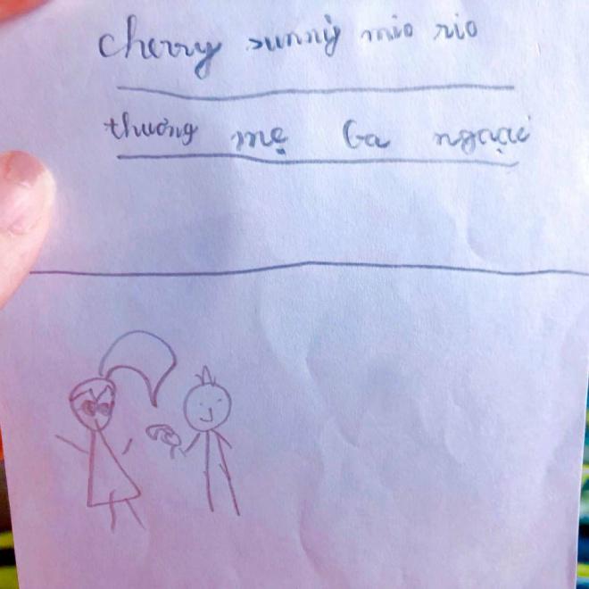 Lý Hải cùng 4 đứa con tổ chức sinh nhật vui tưng bừng cho bà xã Minh Hà