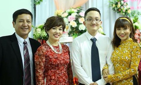 NS Chí Trung - Ngọc Huyền dùng ghen tuông để giữ lửa gia đình NS Chí Trung - Ngọc Huyền dùng ghen tuông để giữ lửa gia đình