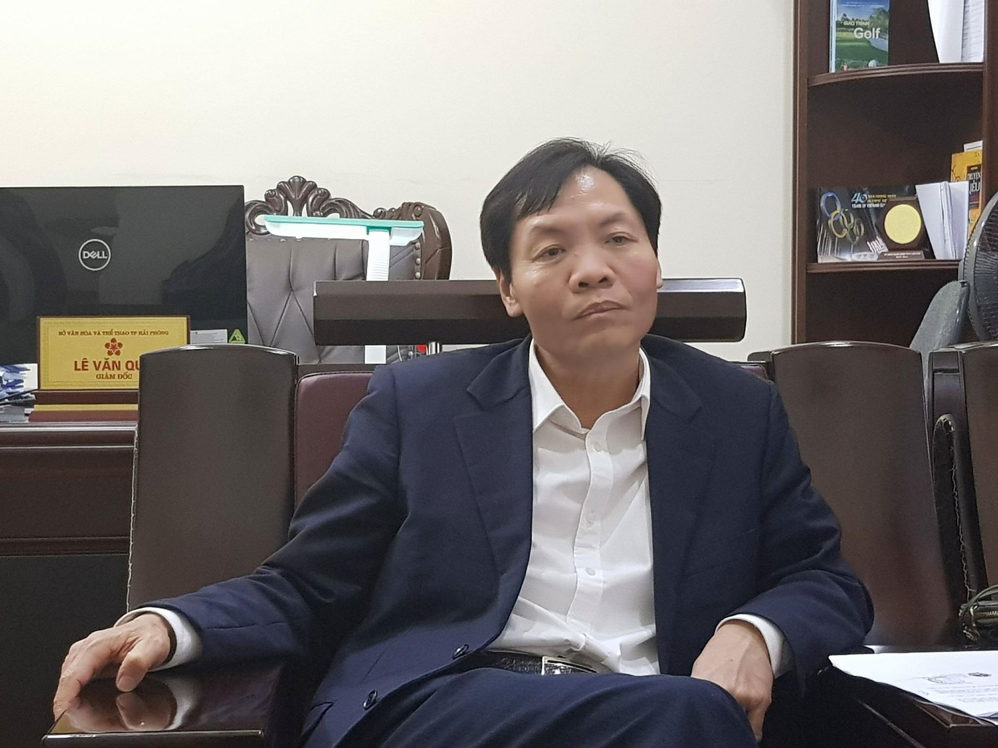 Tượng 12 con giáp khỏa thân: 2 Giám đốc sở mỗi người một phách