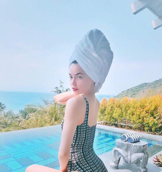 Hồ Ngọc Hà đăng ảnh bikini nóng bỏng, thừa nhận sống ảo Hồ Ngọc Hà đăng ảnh bikini nóng bỏng, thừa nhận sống ảo