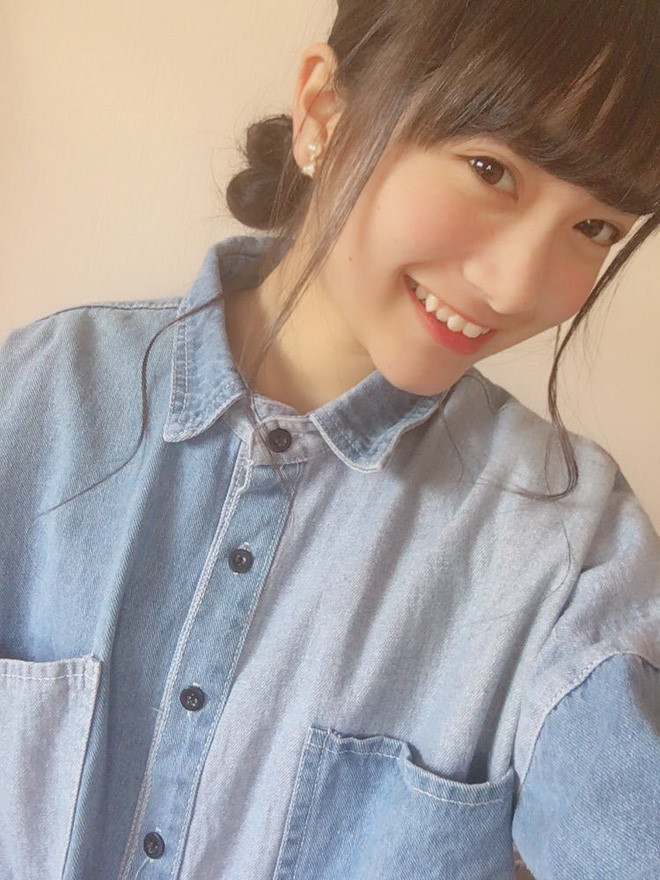 Nhan sắc gây tranh cãi của nữ sinh trung học đẹp nhất Nhật Bản