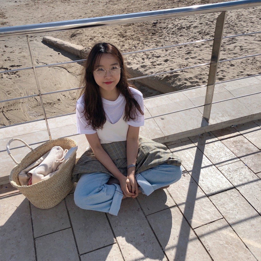 10 cách mặc áo phông trắng đơn giản mà đẹp dữ dội bạn có thể mặc hoài không chán