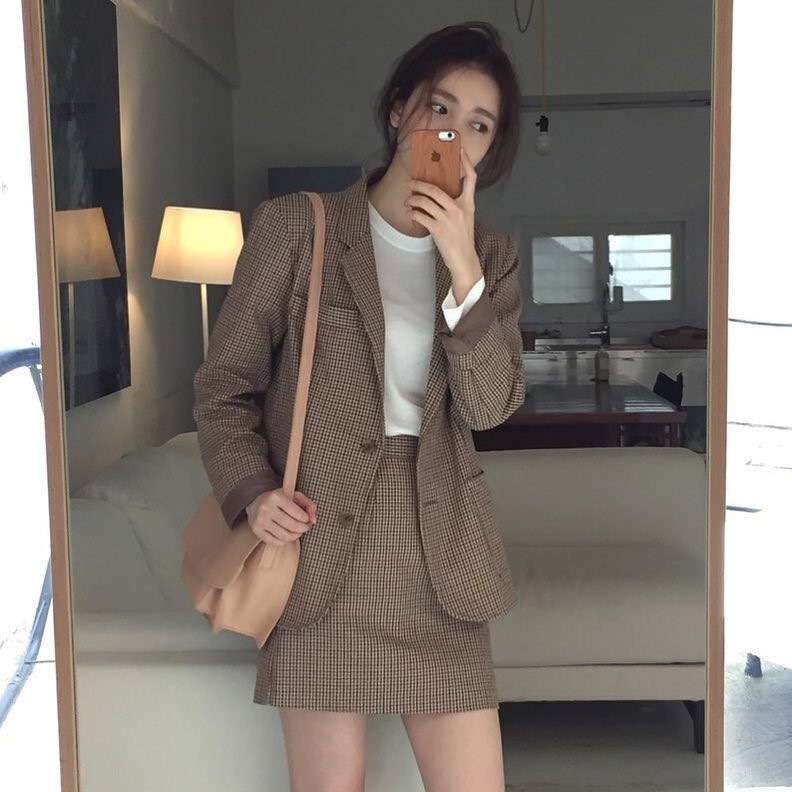 10 cách mặc áo phông trắng đơn giản mà đẹp dữ dội bạn có thể mặc hoài không chán