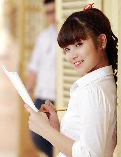 Đã thôi không còn Chibi, Hoàng Yến lột xác ngoạn mục với hình ảnh bán nude táo bạo Đã thôi không còn Chibi, Hoàng Yến lột xác ngoạn mục với hình ảnh bán nude táo bạo