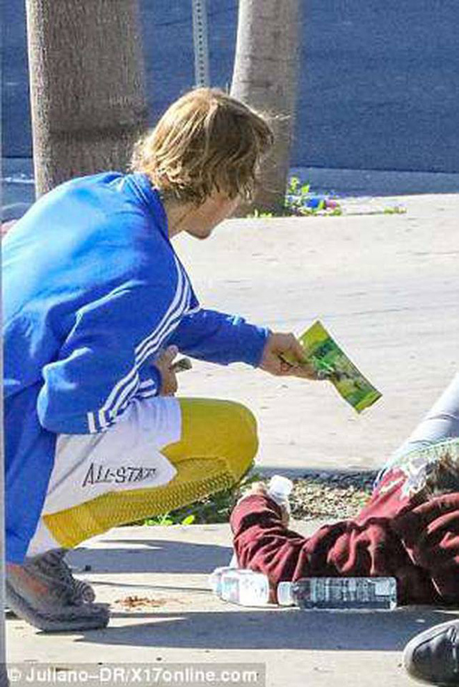 Justin Bieber hậu chia tay Selena Gomez: Thua ái tình, nhưng thắng nhân sinh Justin Bieber hậu chia tay Selena Gomez: Thua ái tình, nhưng thắng nhân sinh