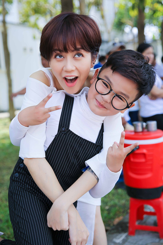 Kiều Minh Tuấn thoải mái diễn cảnh hôn An Nguy