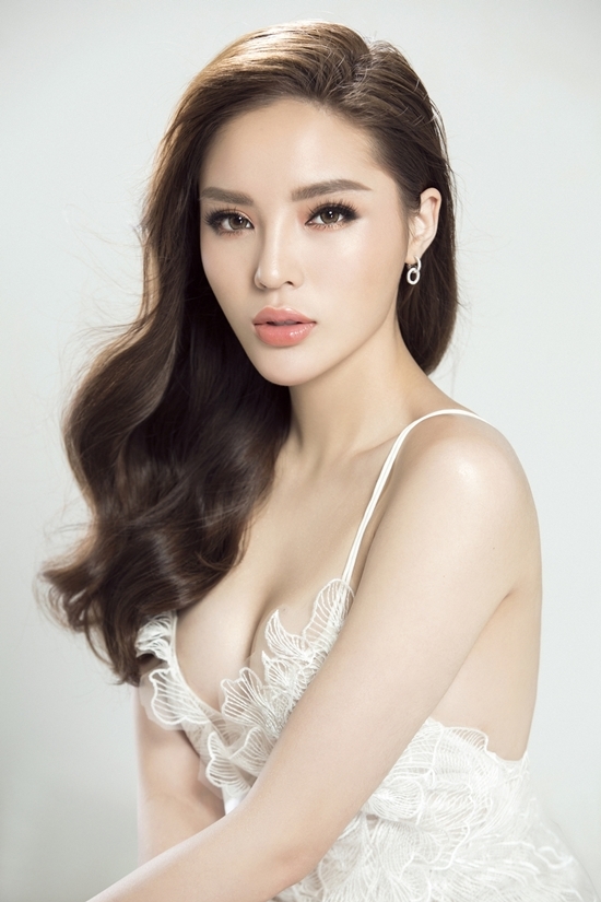Bị đồn dao kéo vòng 1, HH Kỳ Duyên tung luôn clip gợi cảm nóng rẫy Bị đồn dao kéo vòng 1, HH Kỳ Duyên tung luôn clip gợi cảm nóng rẫy