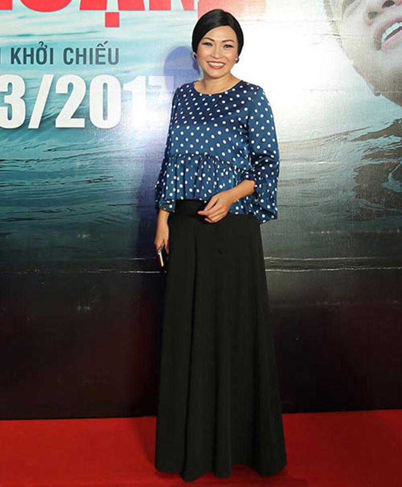 4 ngôi sao mãi không muốn rời bảng xếp hạng mặc xấu!