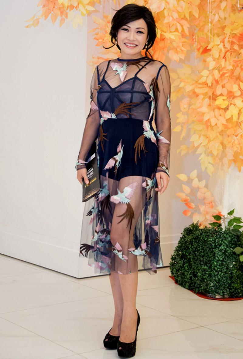 4 ngôi sao mãi không muốn rời bảng xếp hạng mặc xấu!