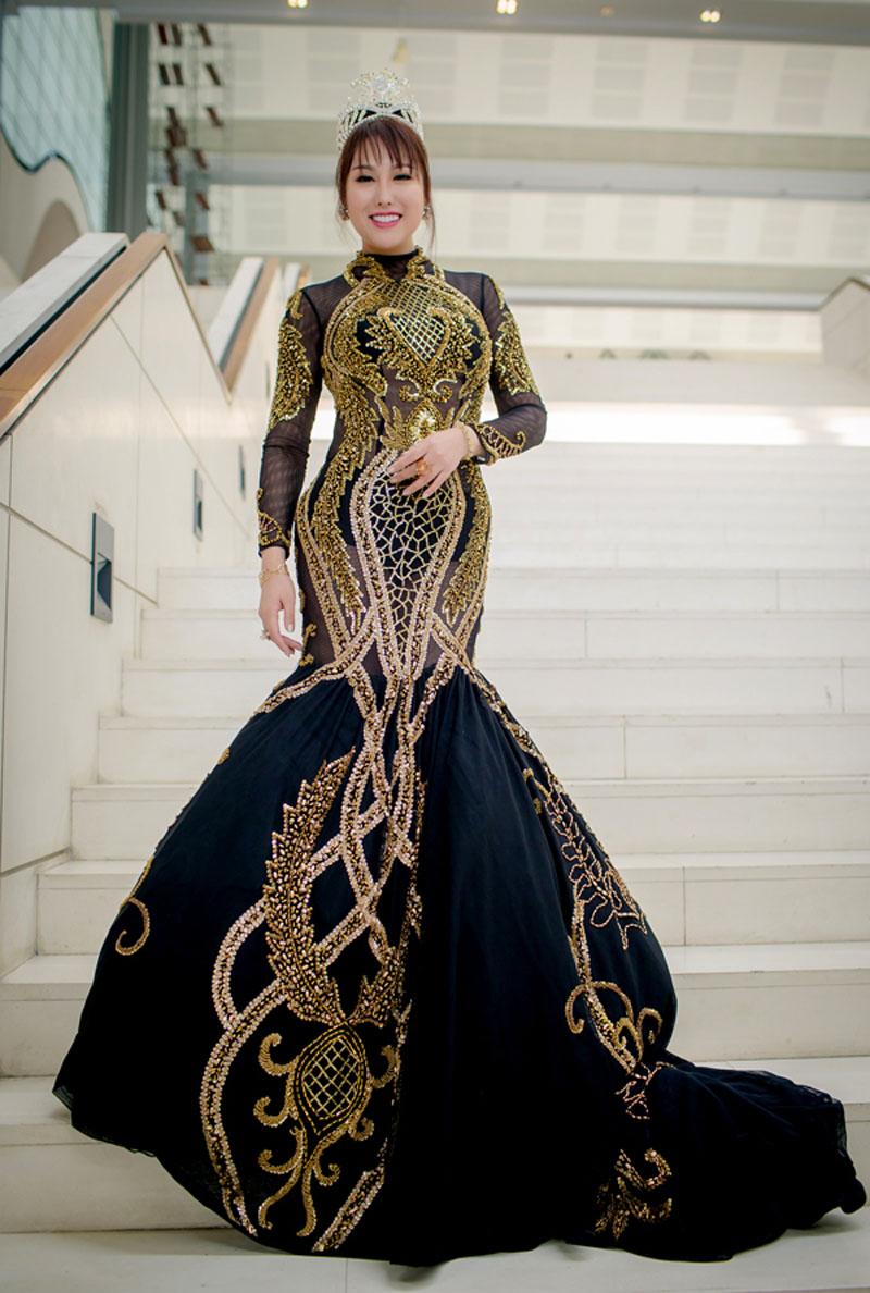 4 ngôi sao mãi không muốn rời bảng xếp hạng mặc xấu!